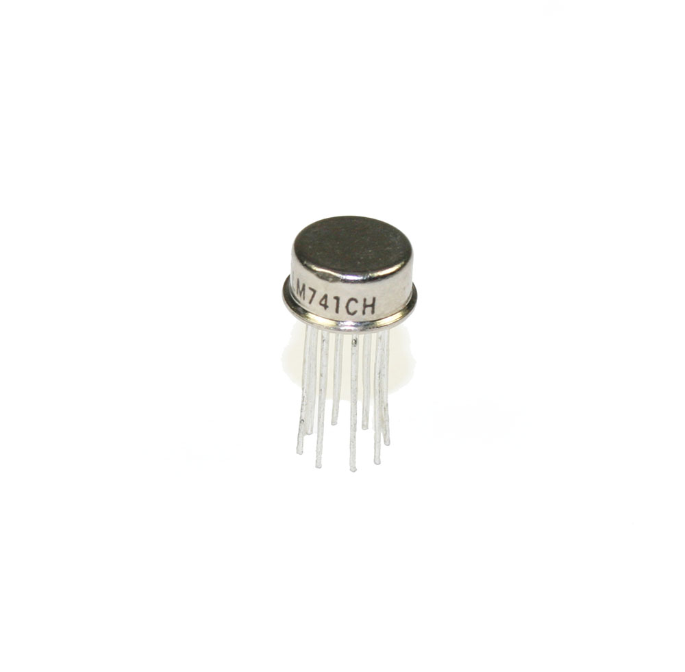IC, LM741CH op amp, can-style