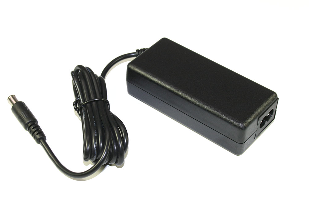 Power adapter, 15VDC, 3.0A