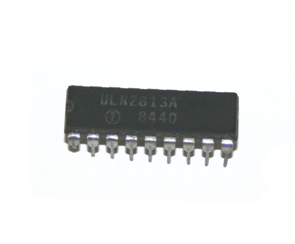 IC, ULN2813 Darlington transistor array