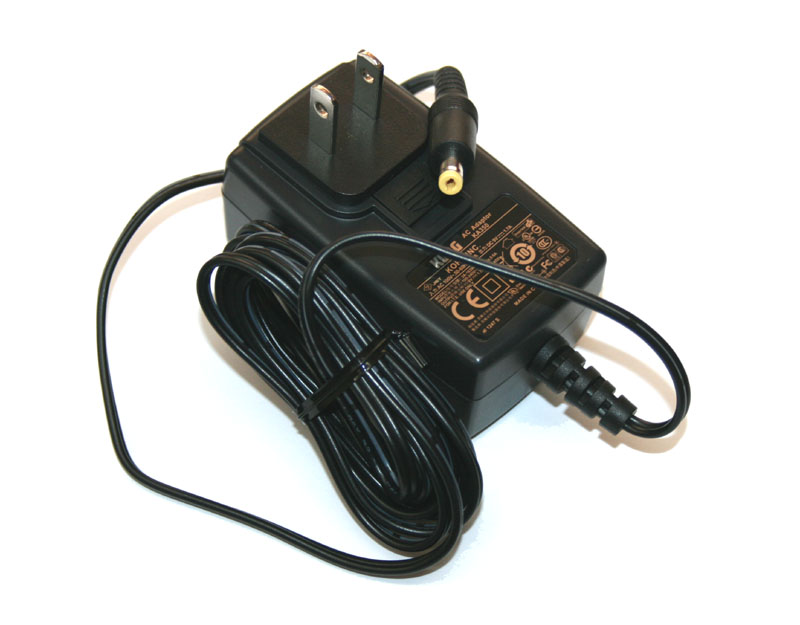 Power adapter, 9VDC, 1700mA