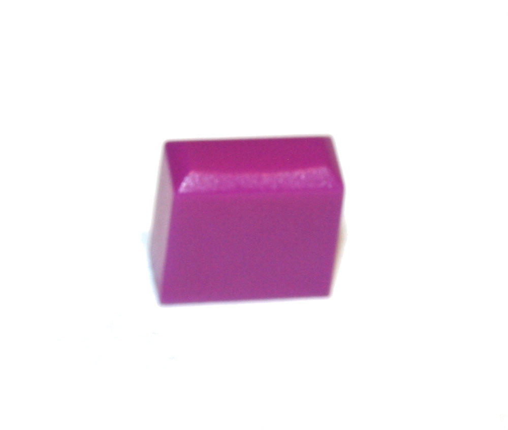 Button, violet