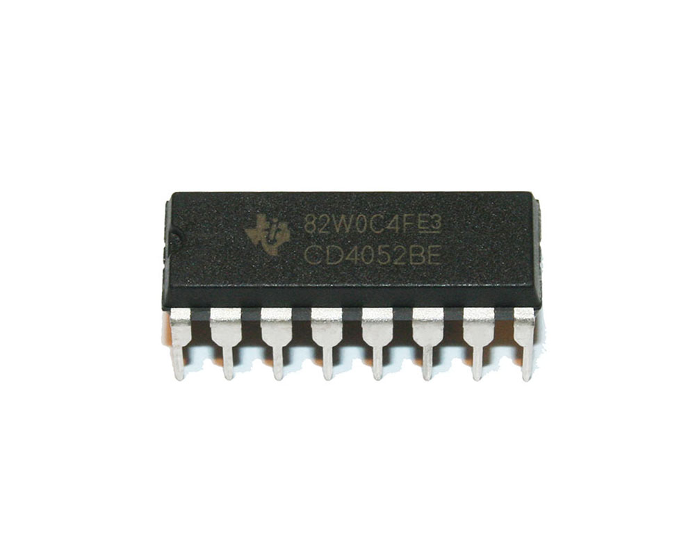 IC, 4052 multiplexer switch