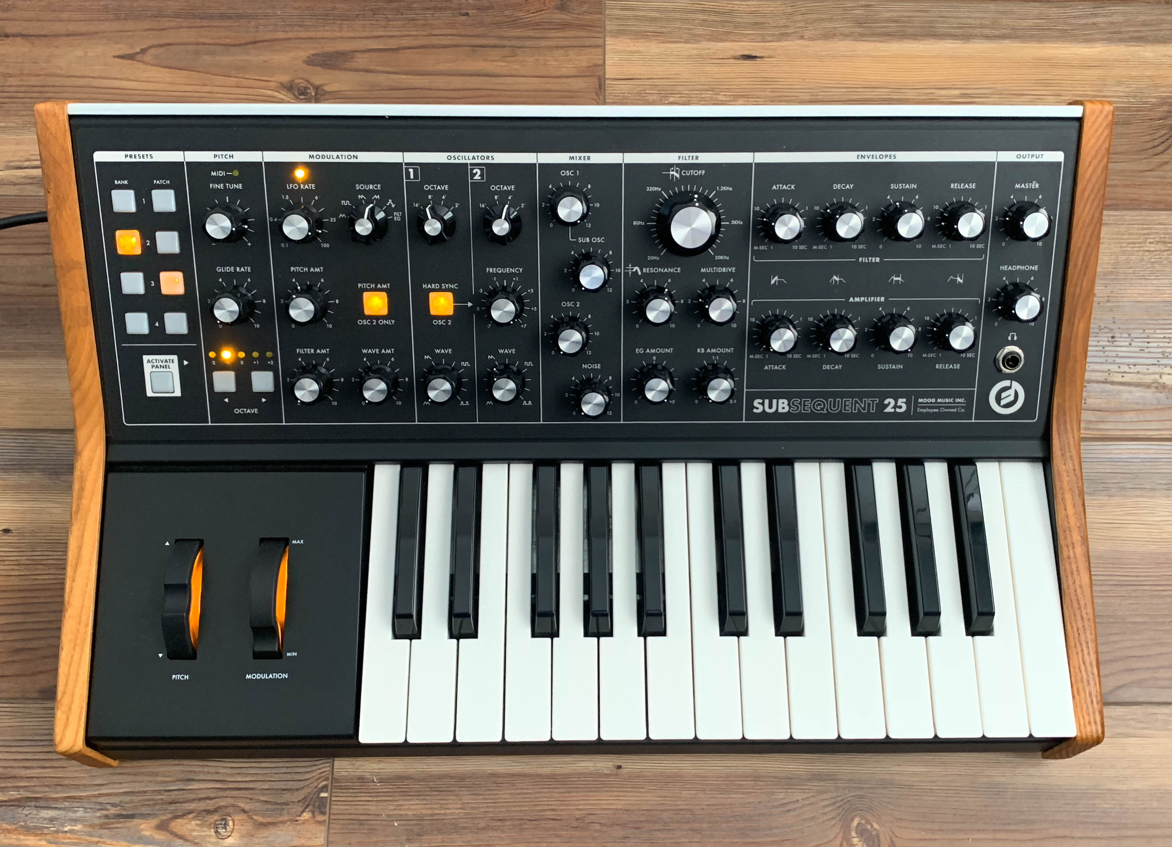 Moog Subsequent 25 