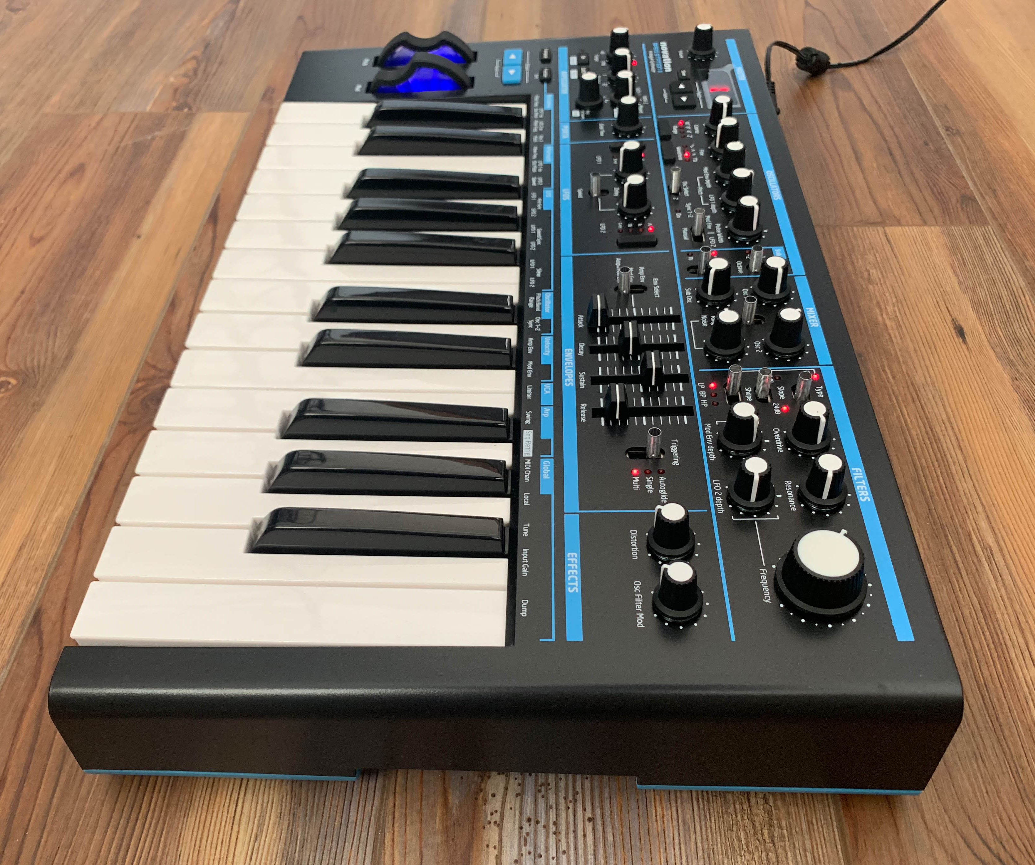 Novation Bass Station II - Syntaur