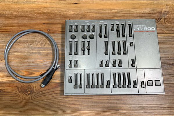 Roland PG-800 photo gallery - Syntaur