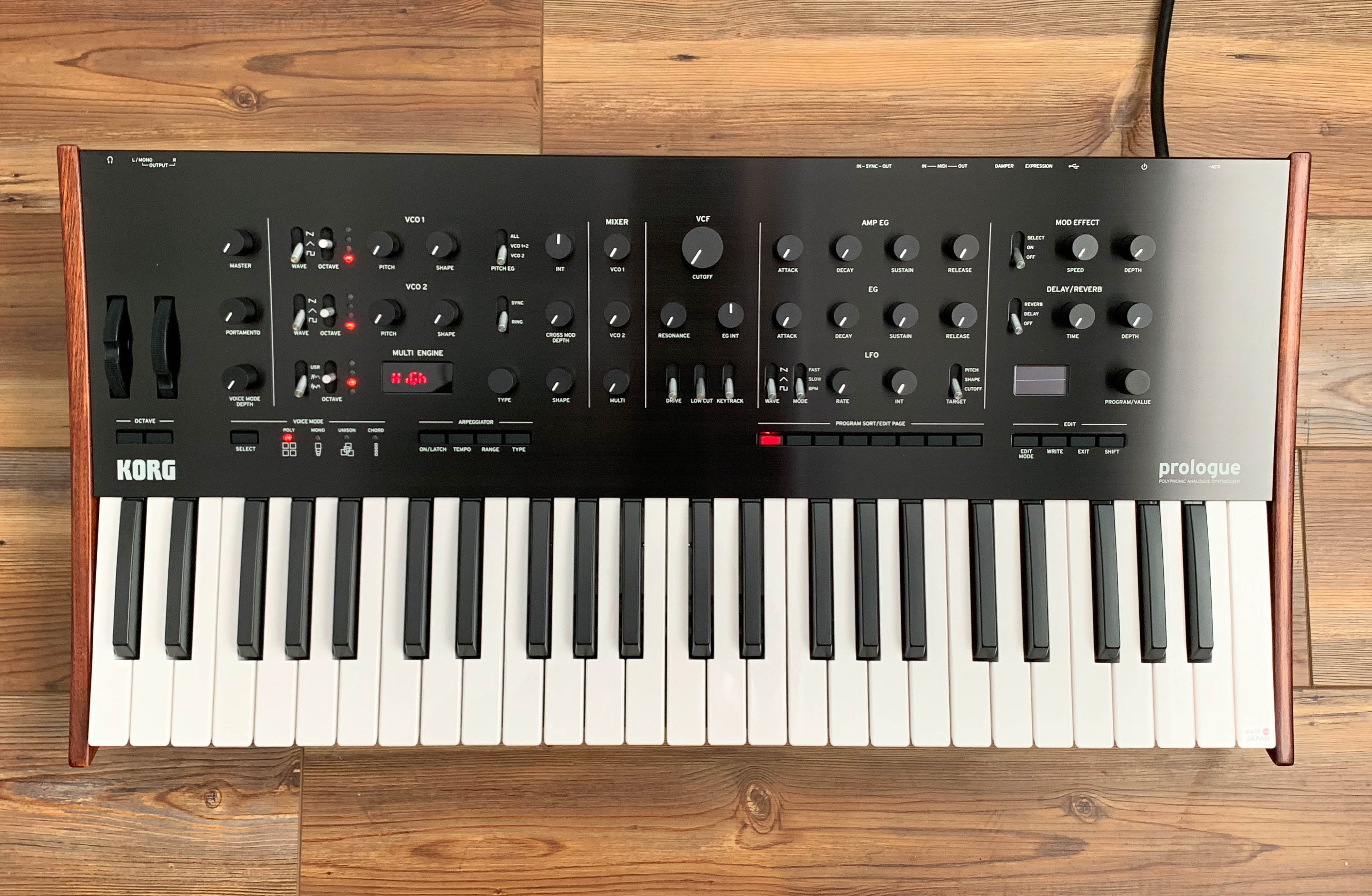 Korg prologue deals polyphonic analog synthesizer