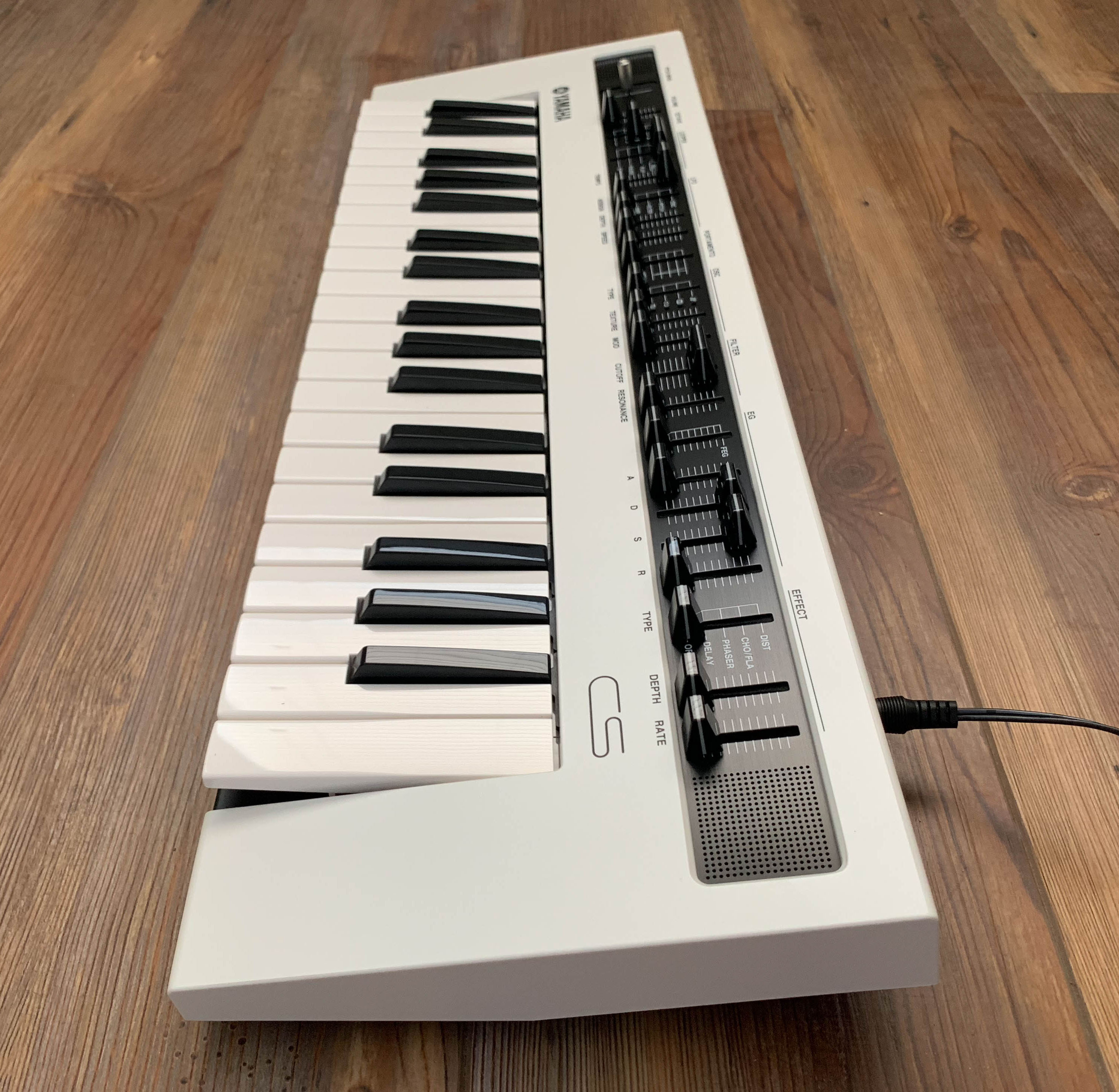 Yamaha Reface CS - Syntaur