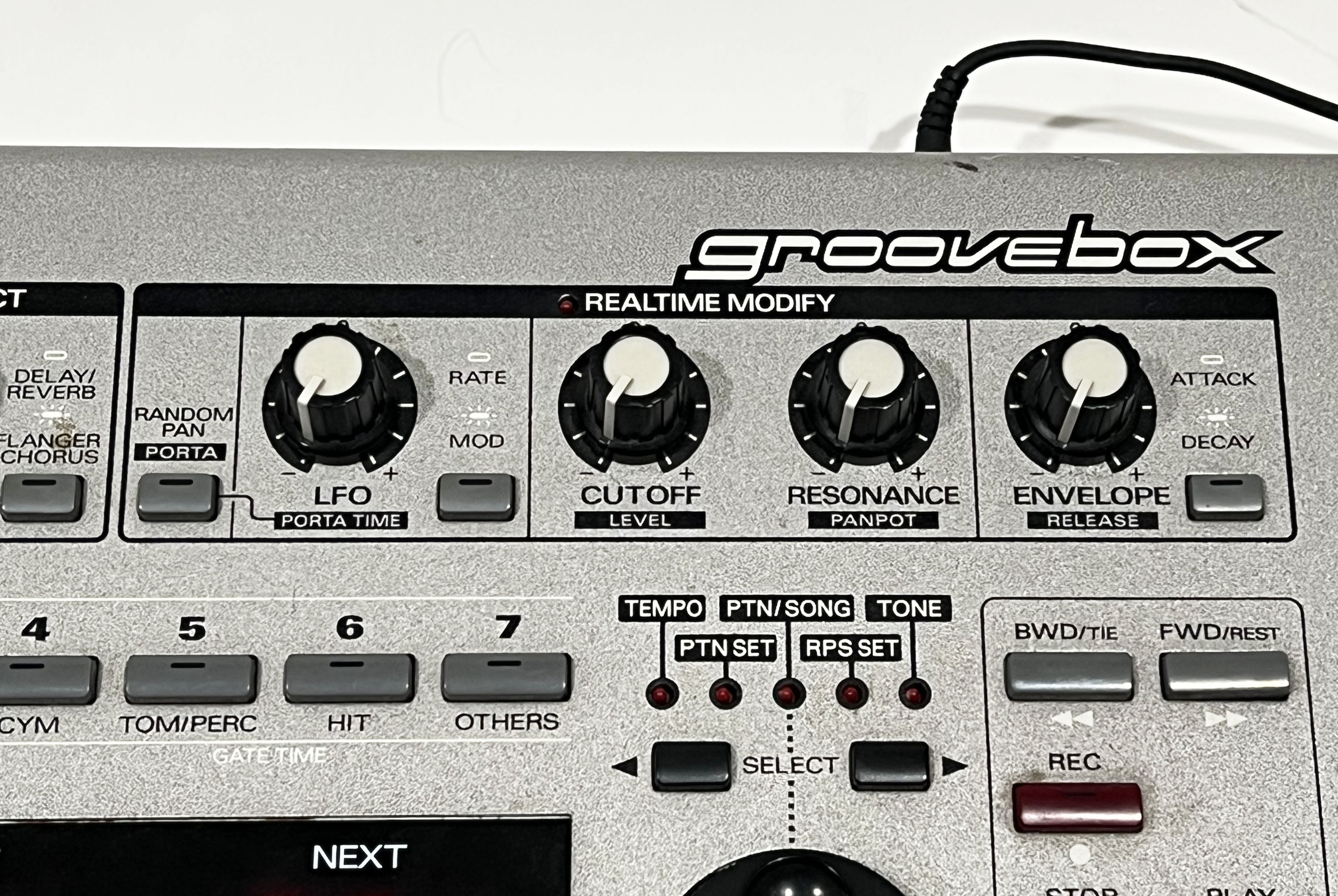 Roland MC-303 Groovebox 
