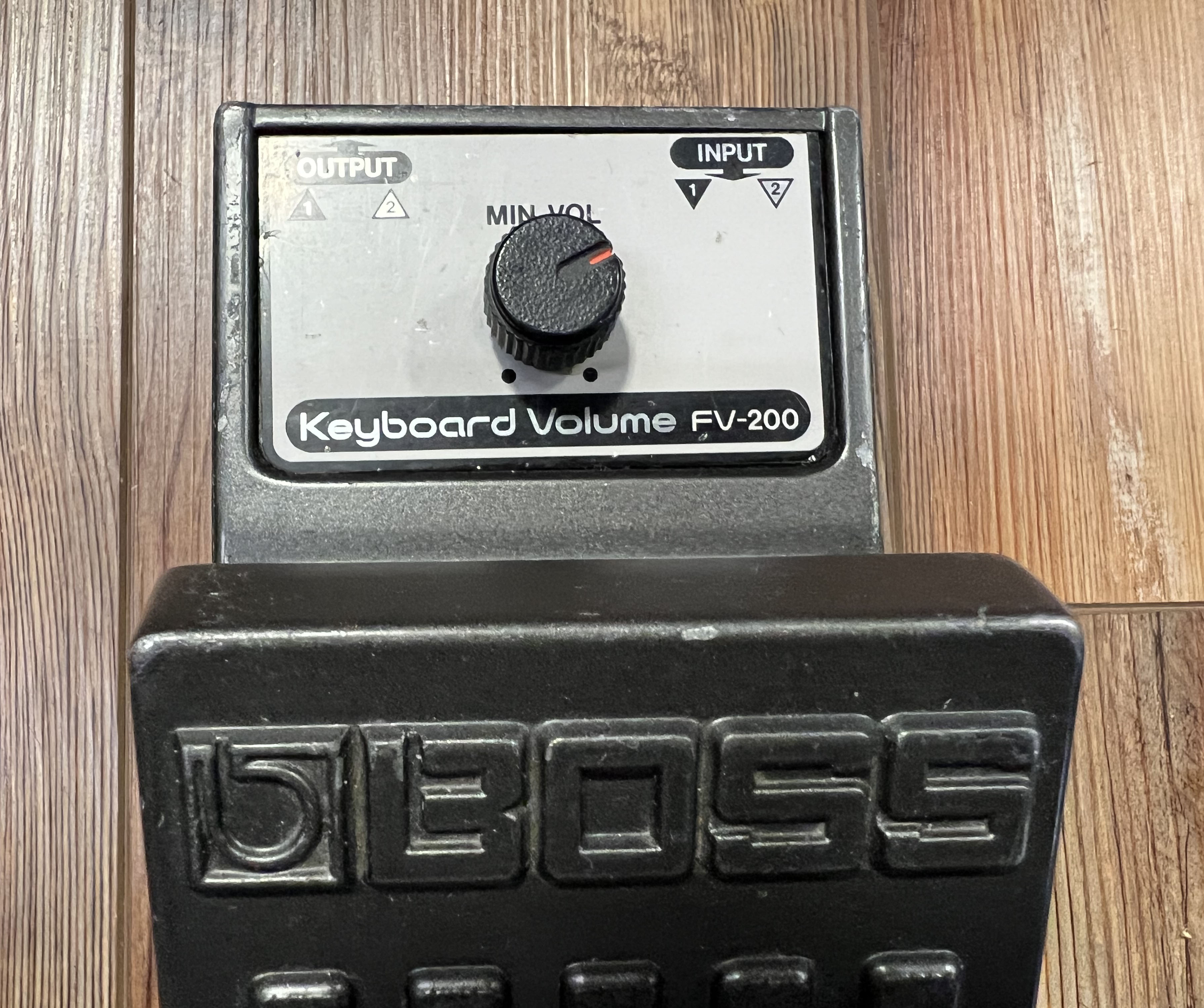 Boss FV-200 volume pedal