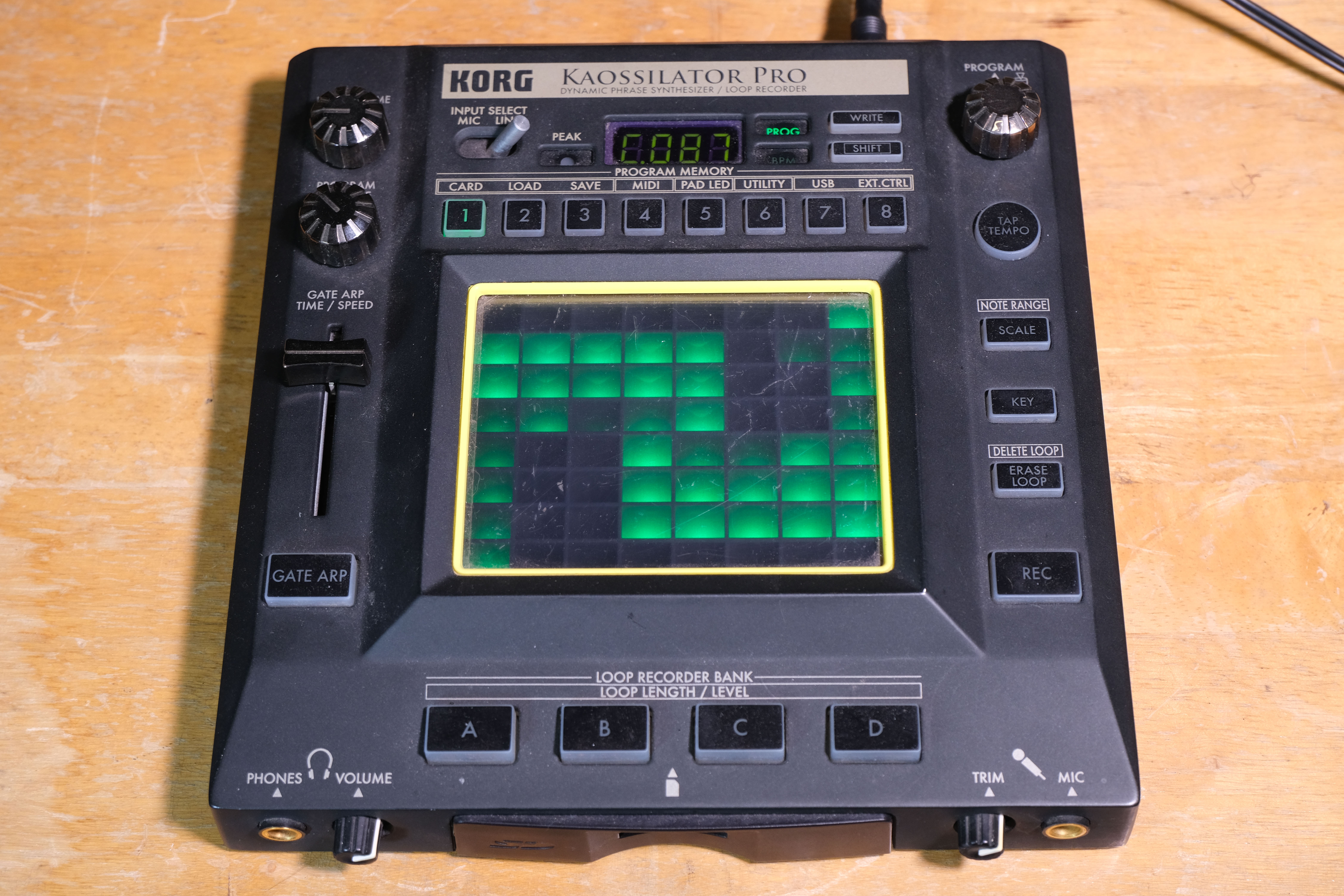 【正規品新作】KORG KAOSSILATOR PRO（箱あり/ 説明書なし） DJ機材