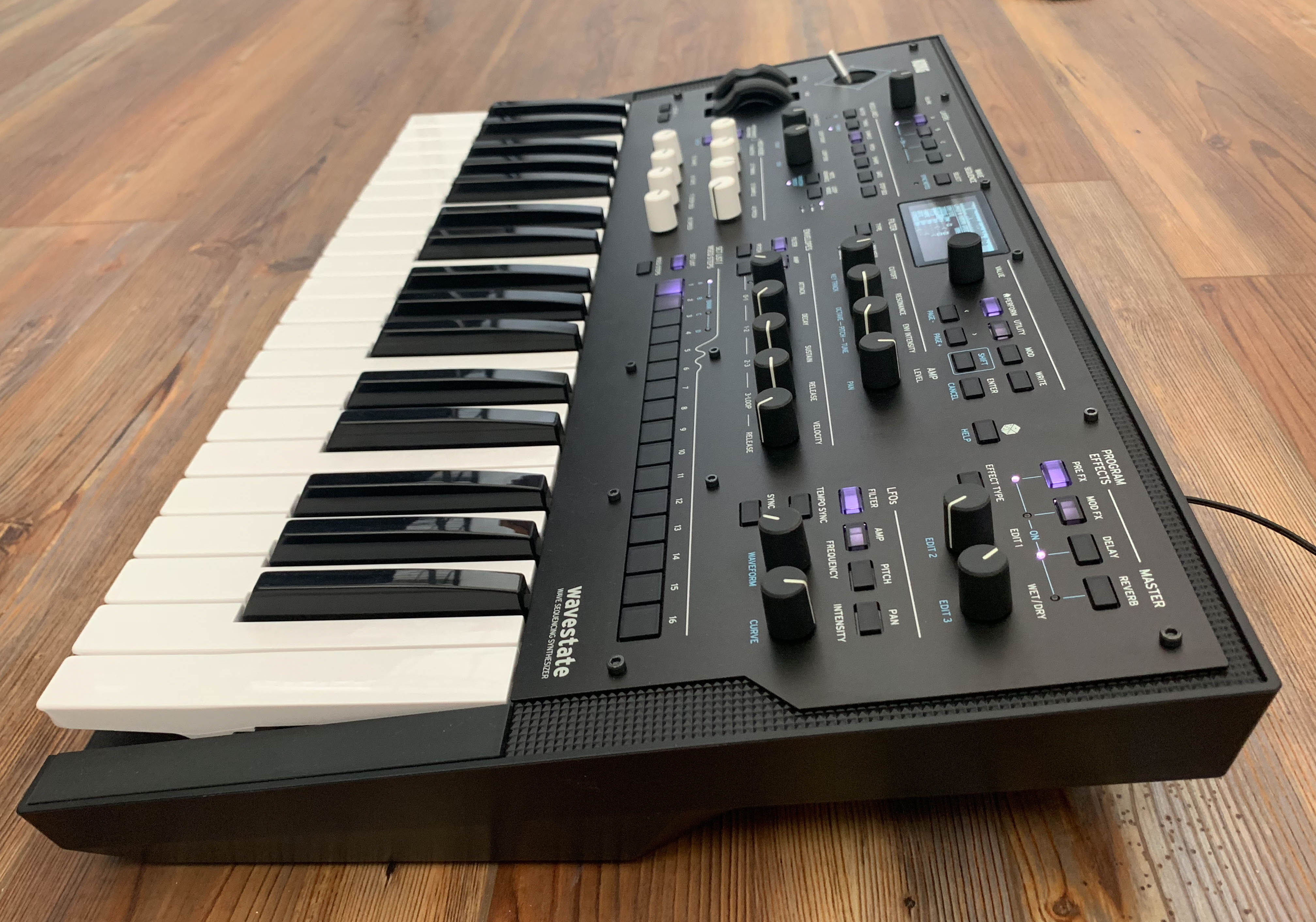 korg synthesizer wavestate