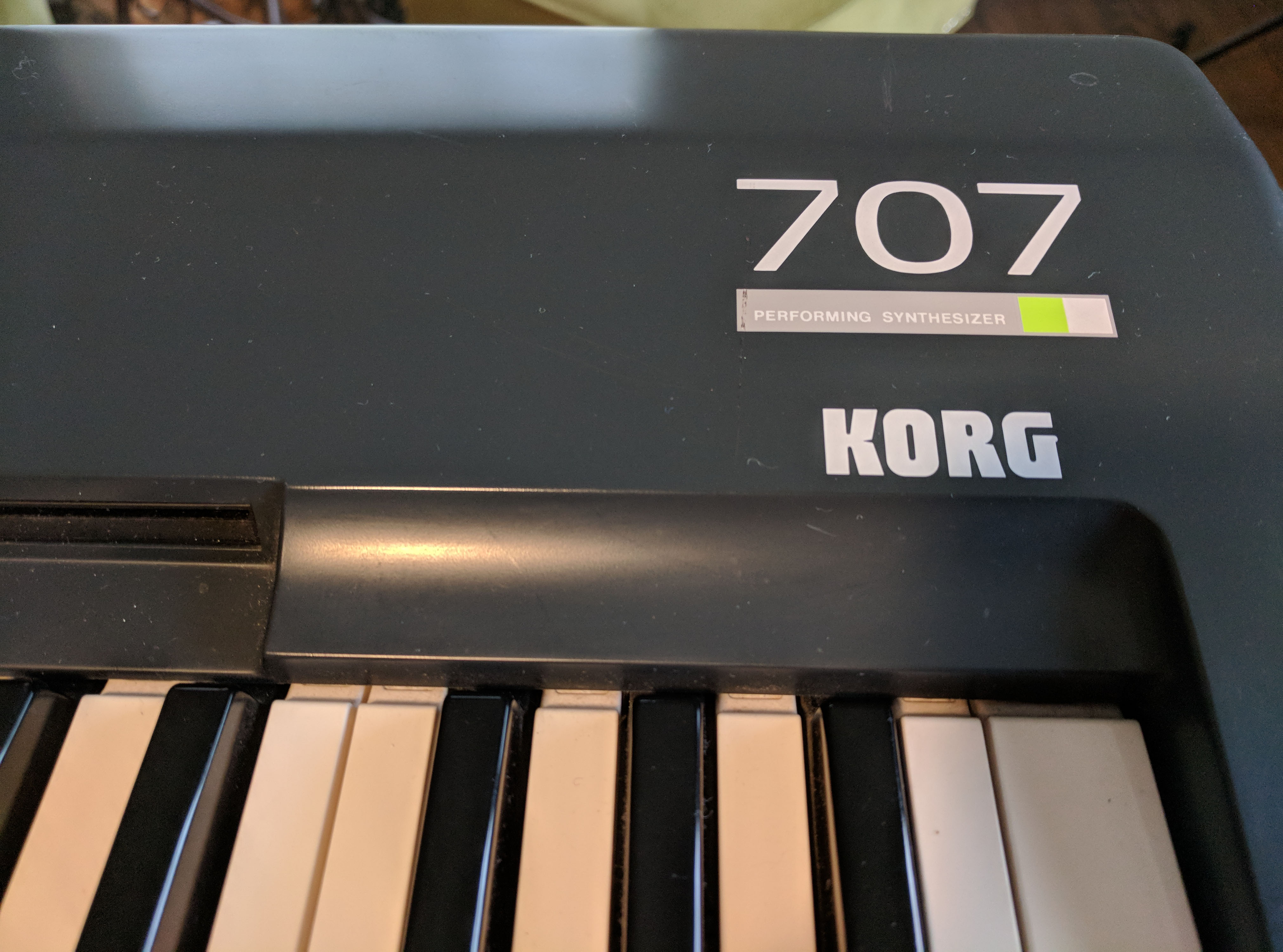 Korg 707