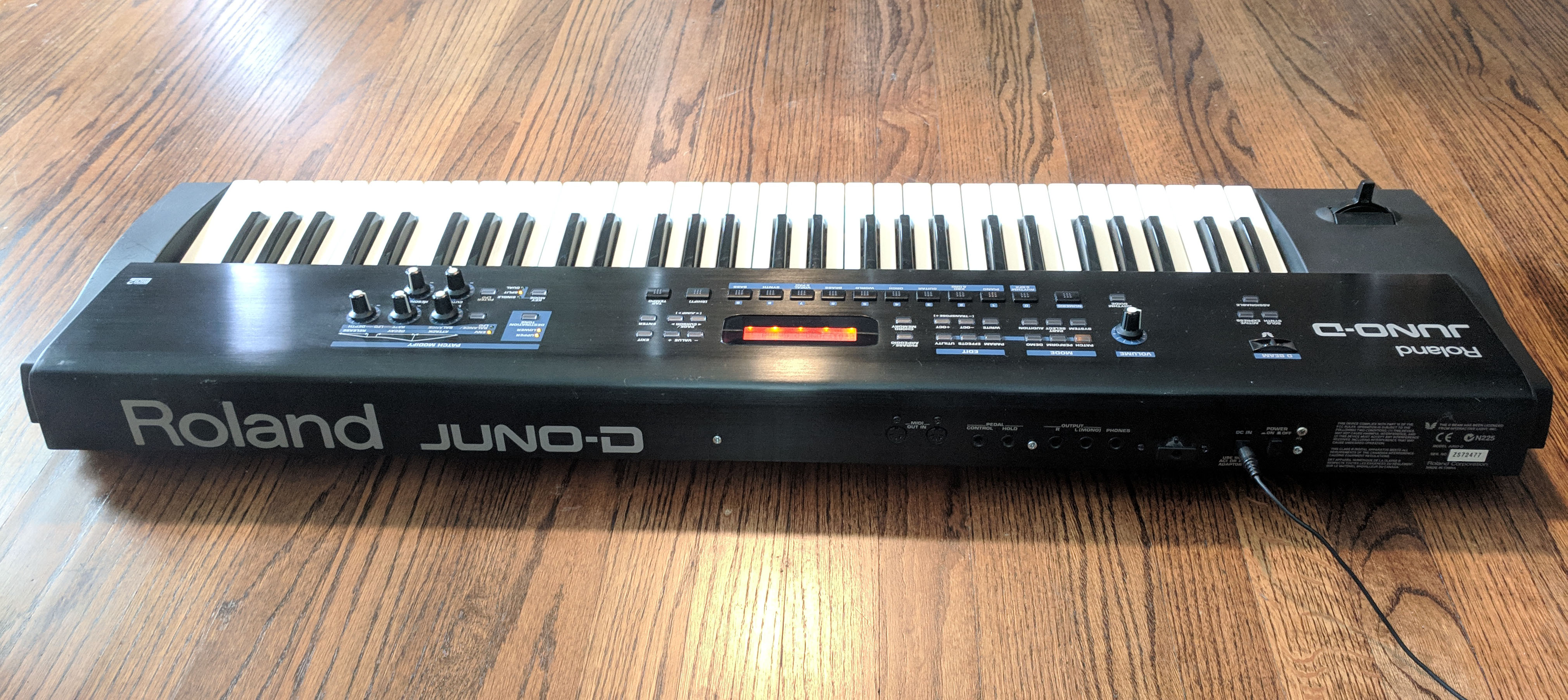 Roland Juno-D