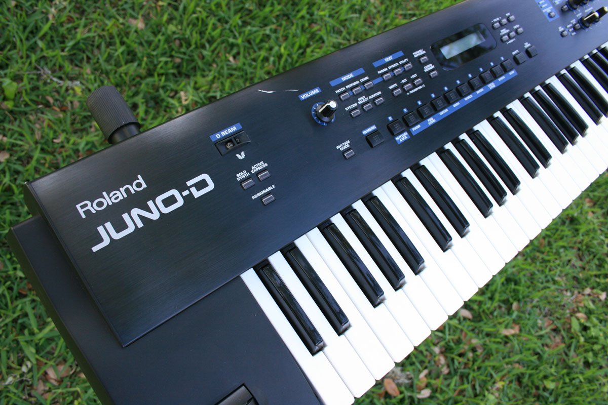 Roland Juno-D