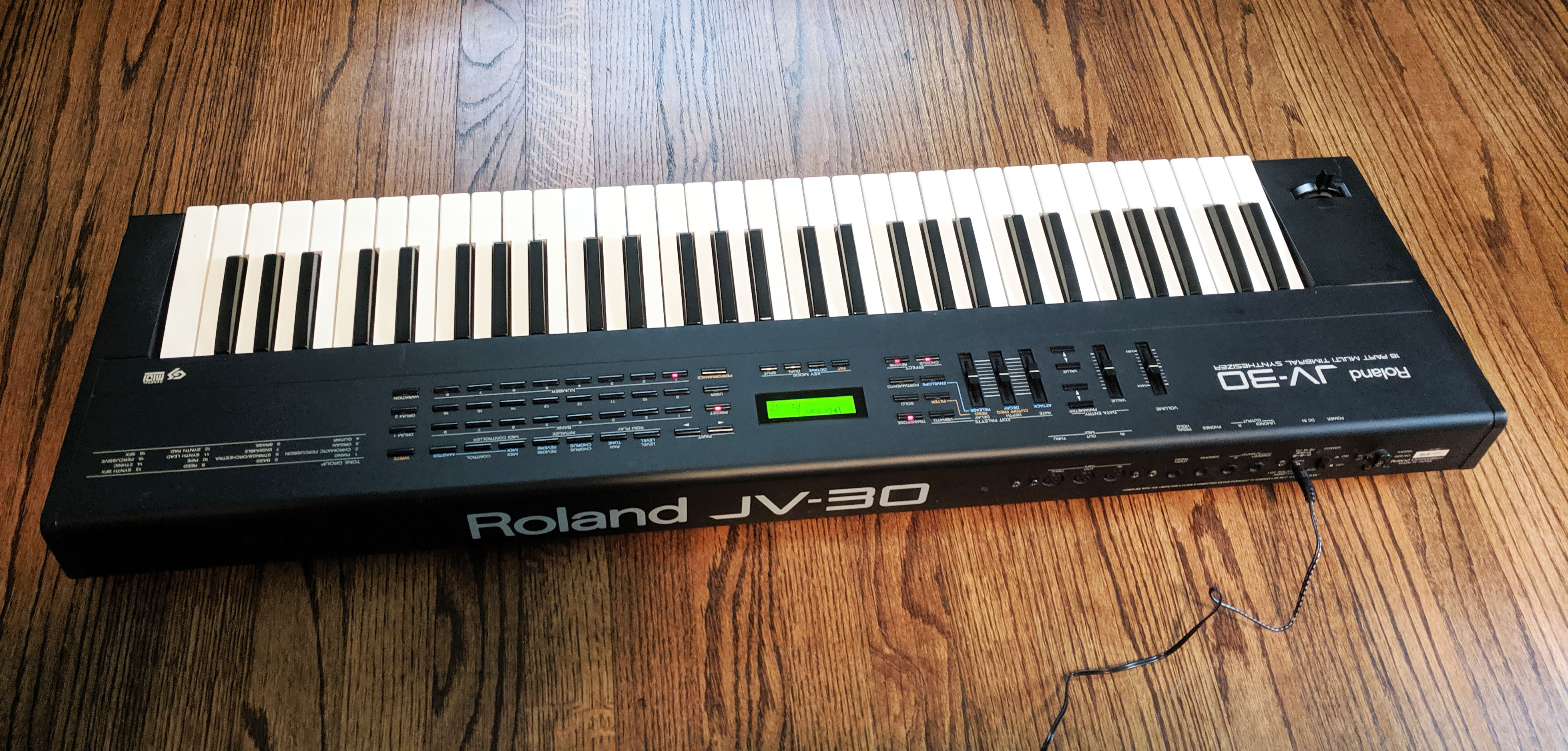 Roland JV-30