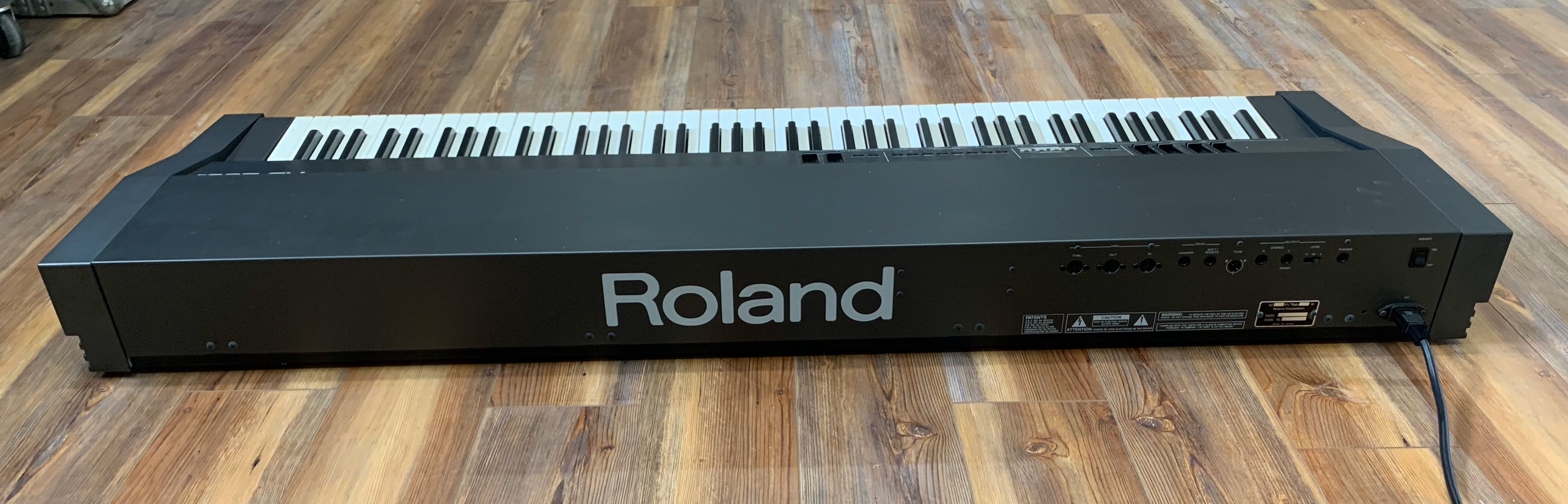 Roland RD-300S