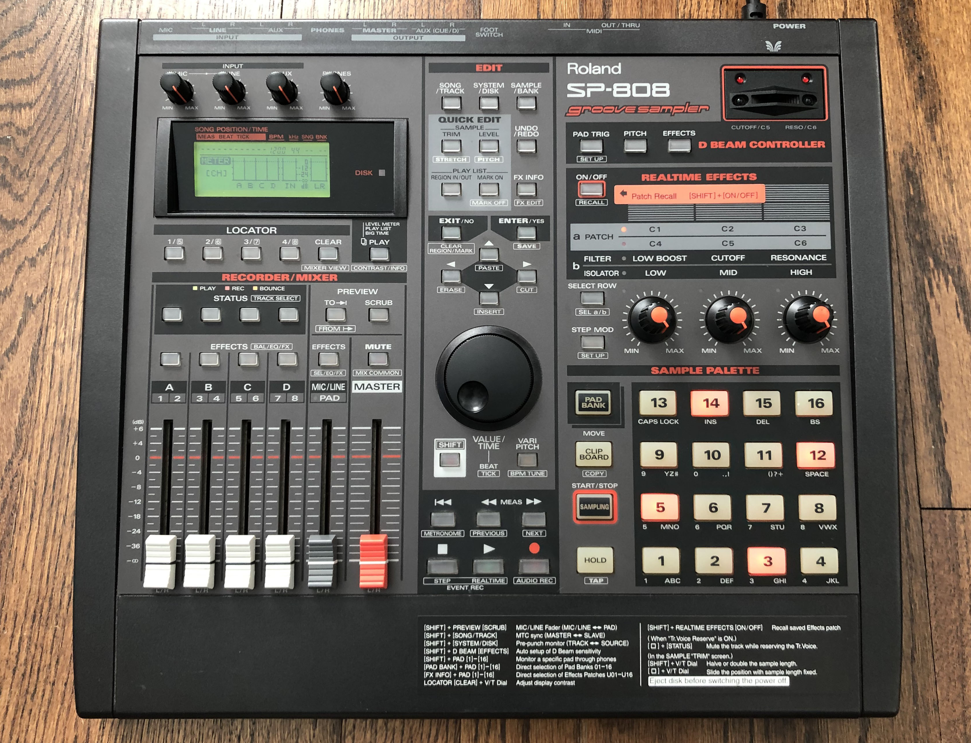 Roland SP-808 photo gallery - Syntaur