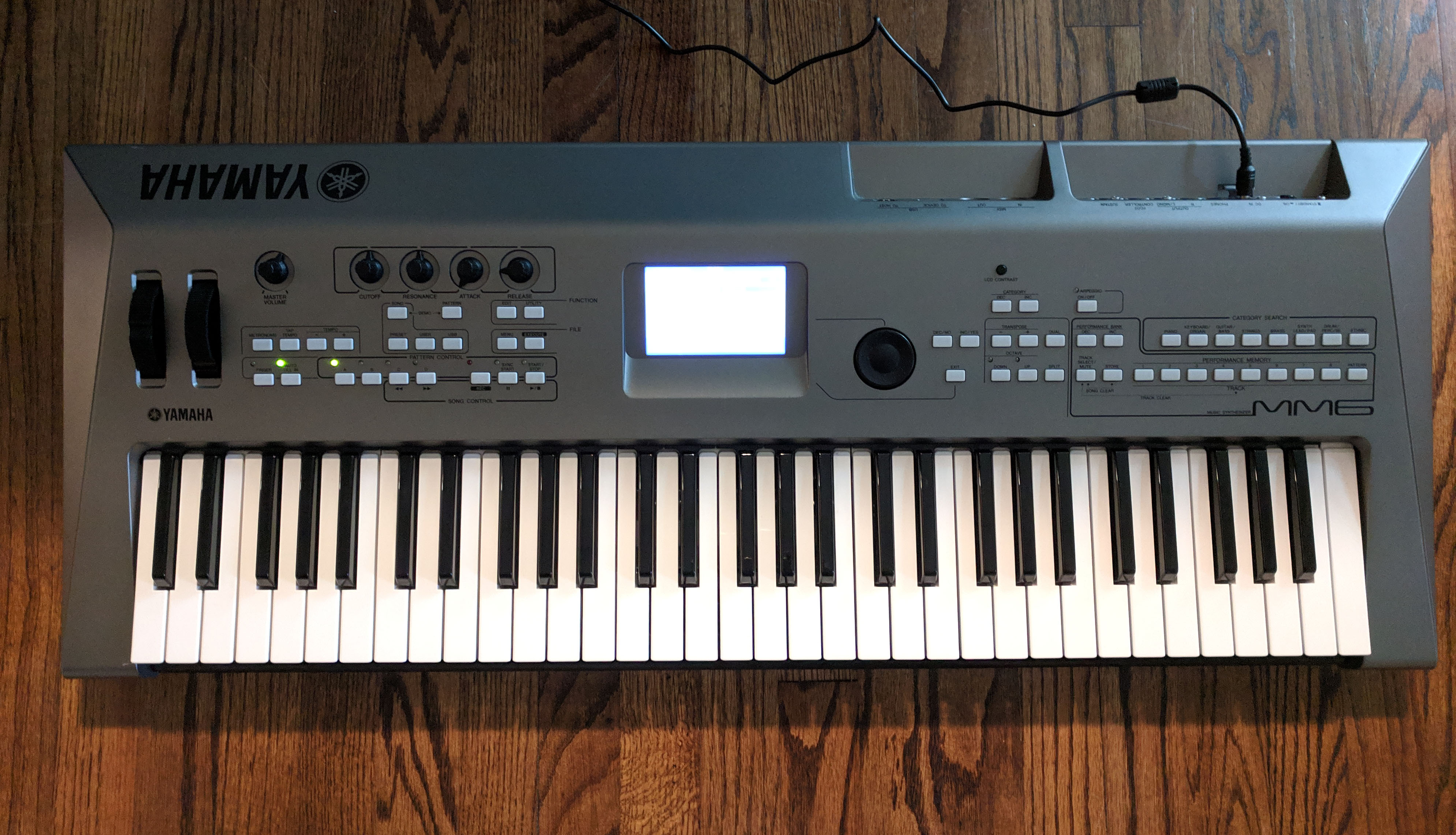 Yamaha MM6 photo gallery - Syntaur