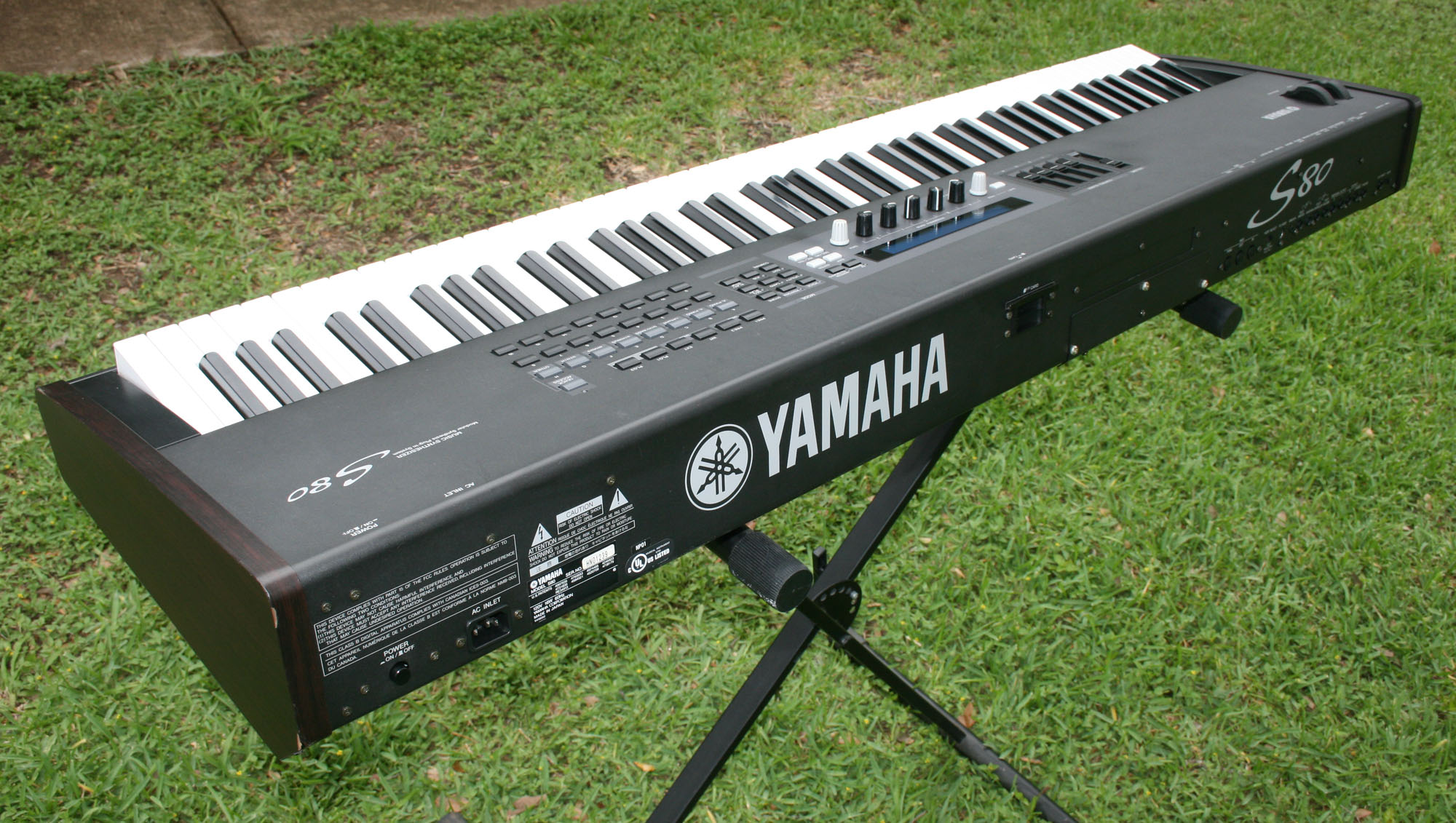 Yamaha S80