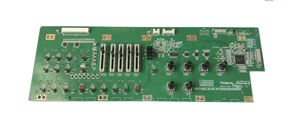 Panel board, right, Roland