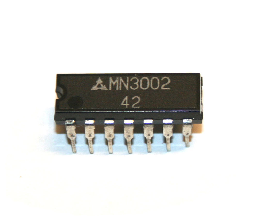 IC, MN3002 dual BBD chip