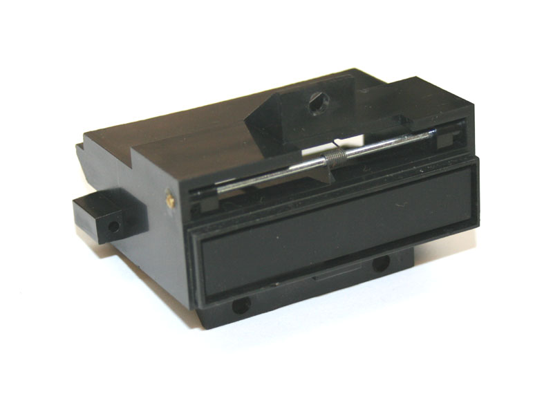 Cartridge receptacle, Yamaha