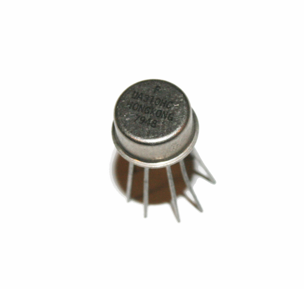IC, UA310HC op amp/voltage follower