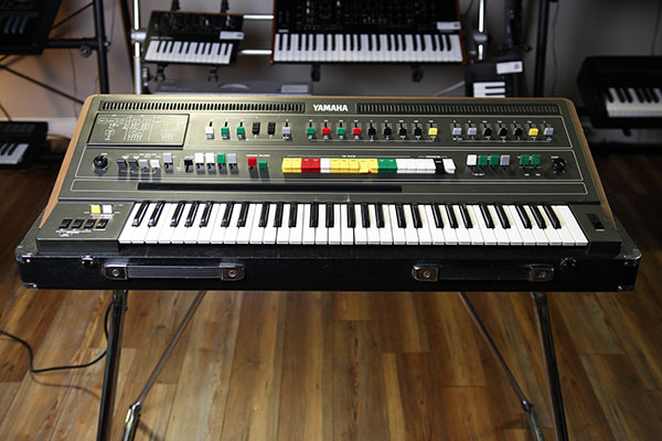 Yamaha CS60