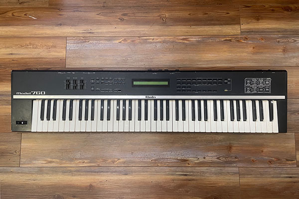 Rhodes Model 760