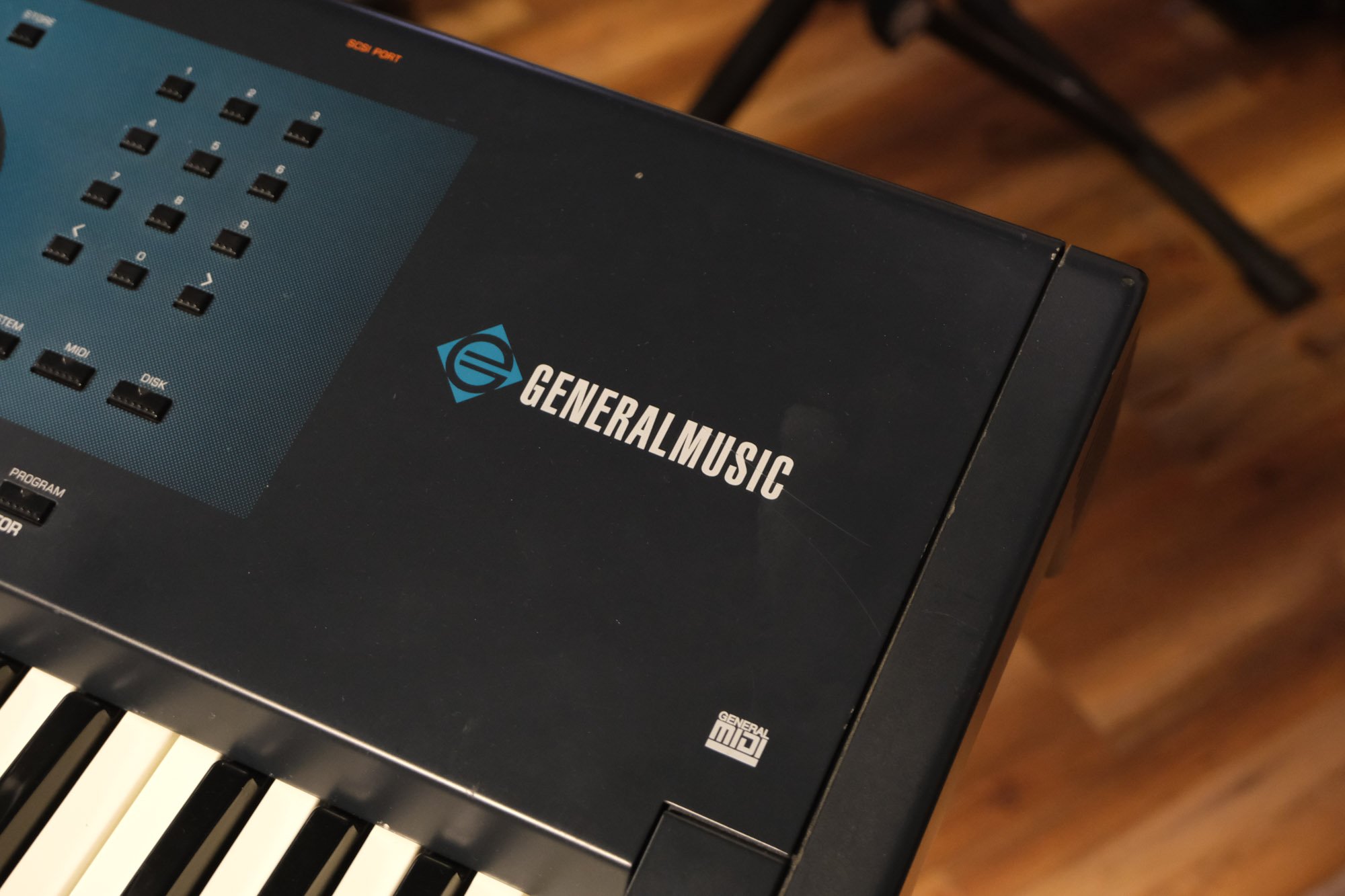 Generalmusic Equinox